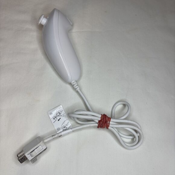 OEM Nintendo Wii White Nunchuck Controller - Picture 5 of 6